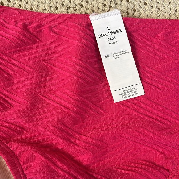 Brand New Cupshe bathing suit! - Picture 5 of 8